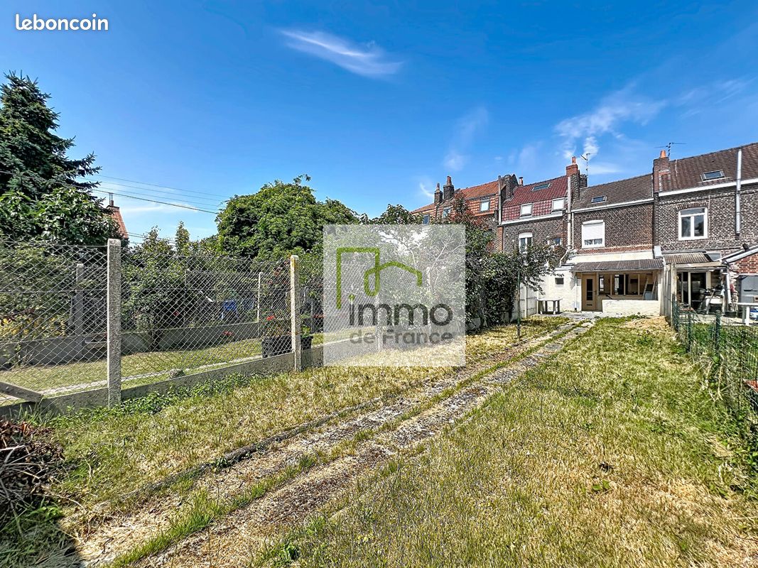 Maison 5 pièces 88 m² · à Lille · 88 m² · 166 000 €