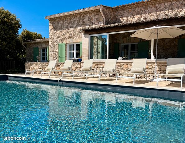 Maison 7 pièces 246 m²