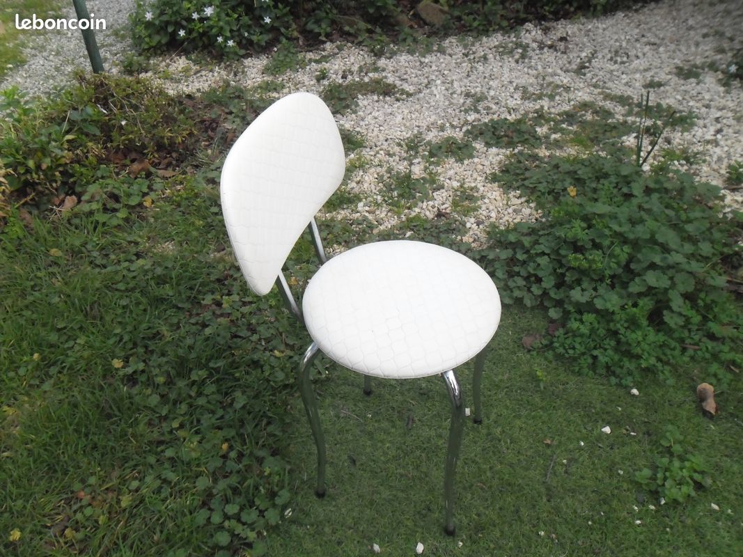 Petite chaise marque Soudexvinyl Vintage (image 1)