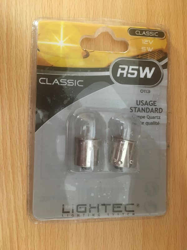 Jeu de 2 ampoules R5W 12V 5W : Lightec Classic - Équipement auto