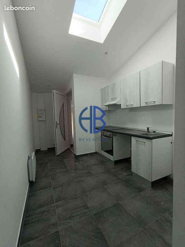 Appartement 2 pièces 44 m² · à Bourg-Saint-Andéol · 44 m² · 59 000 €