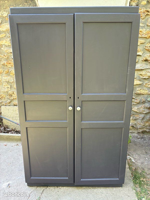 Armoire parisienne vintage (image 1)