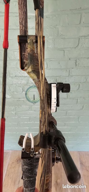 ARC COMPOUND - HOYT Ultramag XT 2000 Cam ½ – Droitier Camo - COMPLET (image 3)
