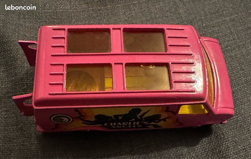 General Motors 4502 Los Angeles Motor Coach CORGI