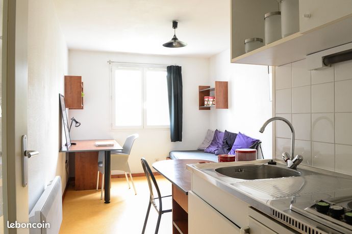 Studio meublé et équipé en résidence étudiante