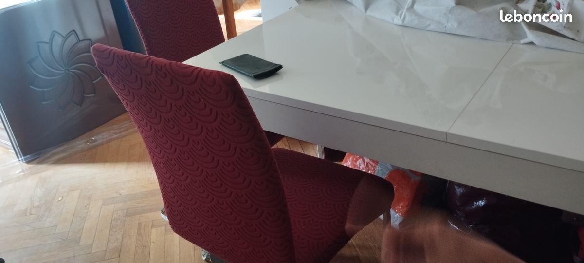 Table + chaises (image 2)