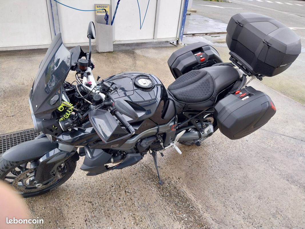 BMW K1300R de 2012. 2ème main 47000 kms (image 2)