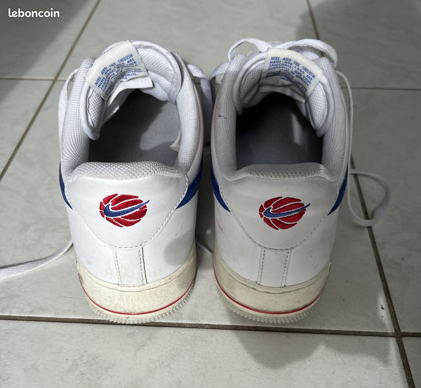 Nike Air Force 1 taille 45 (image 3)