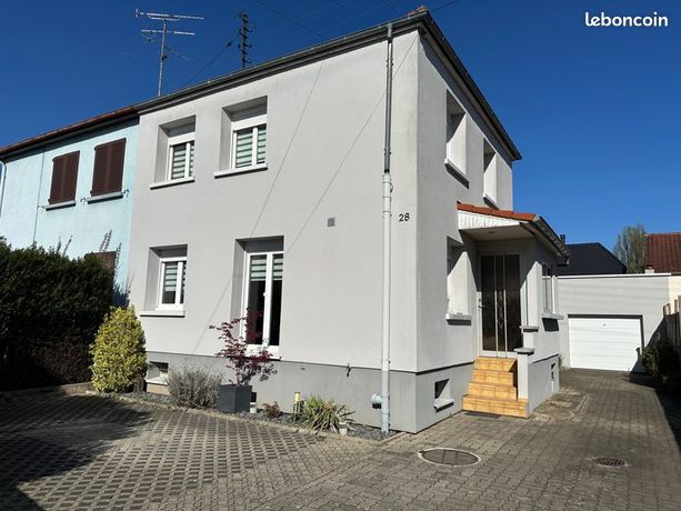 Belle maison 4 pièces avec piscine et garage