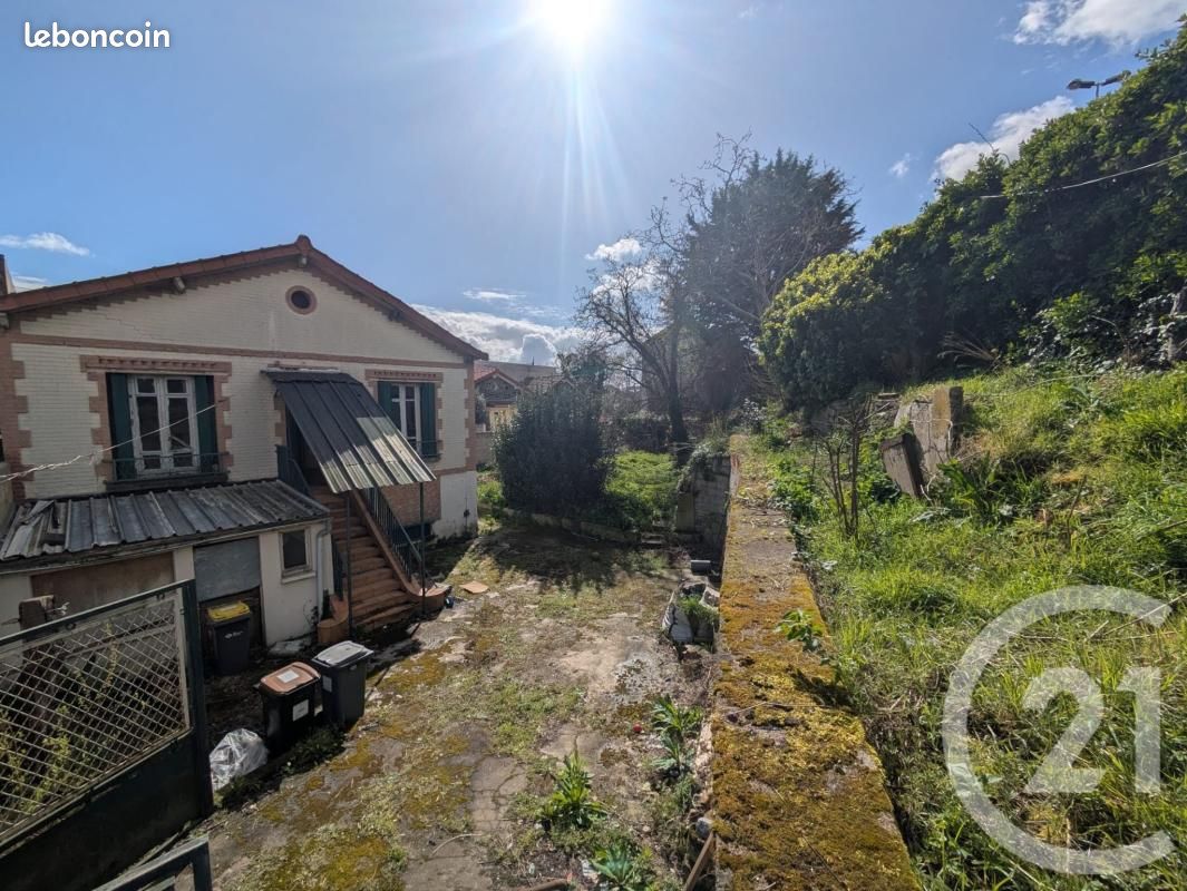 Maison 6 pièces 104 m² · à Noisy-le-Sec · 104 m² · 323 000 €