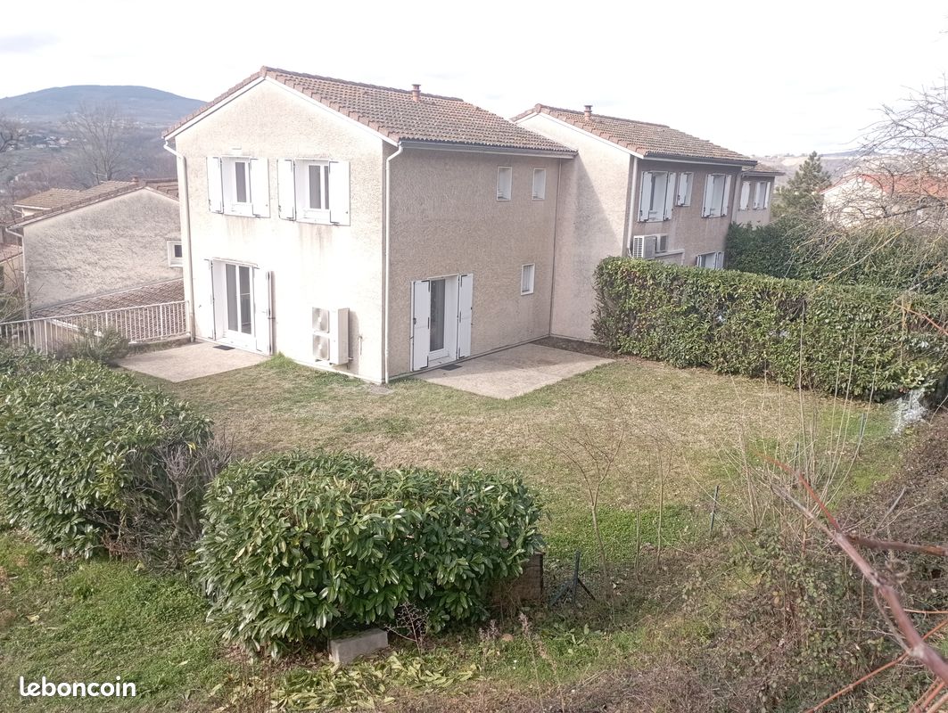 Maison 4 pièces 90 m² · à Saint-Clair-du-Rhône · 90 m² · 954 €/mois