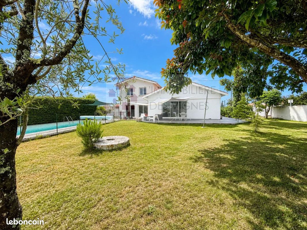 Maison 5 pièces 169 m² · à Martillac · 169 m² · 449 500 €