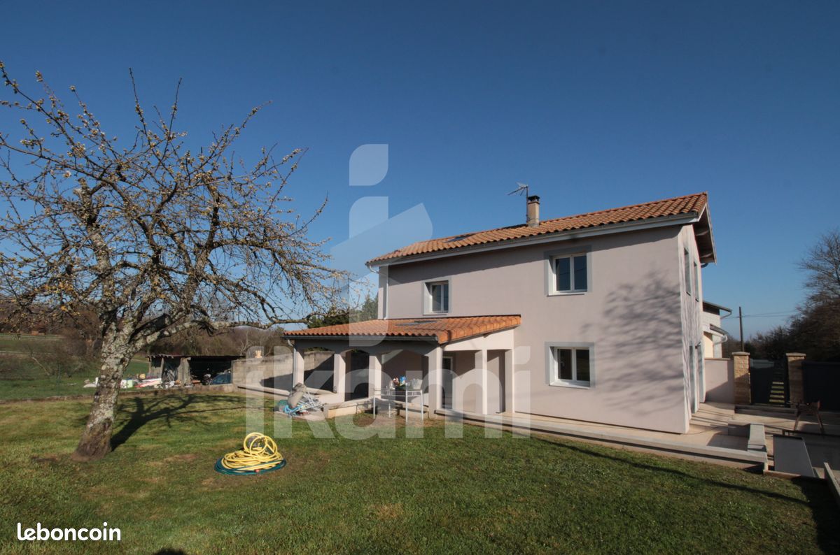 Maison 4 pièces 105 m² · à Saint-Clair-sur-Galaure · 105 m² · 200 000 €
