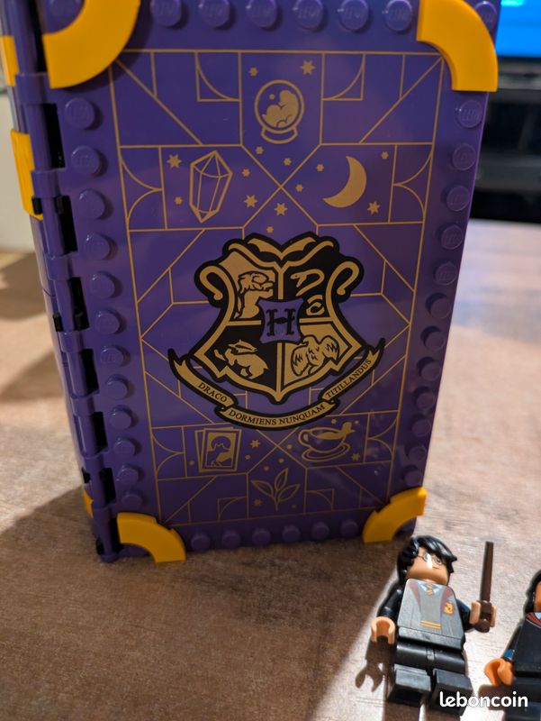 Lego Harry Potter - Le cour de divination (image 2)