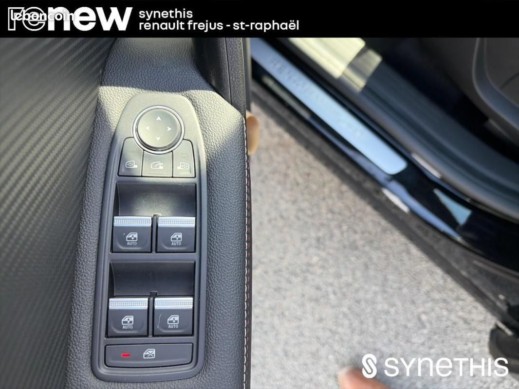 Renault Captur mild hybrid 140 R.S. Line (image 14)