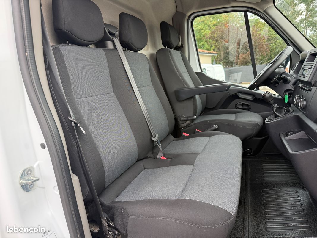 RENAULT MASTER L2H2 2.3 BLUEDCI 135 Gar12mois 15825HT 1main (image 12)