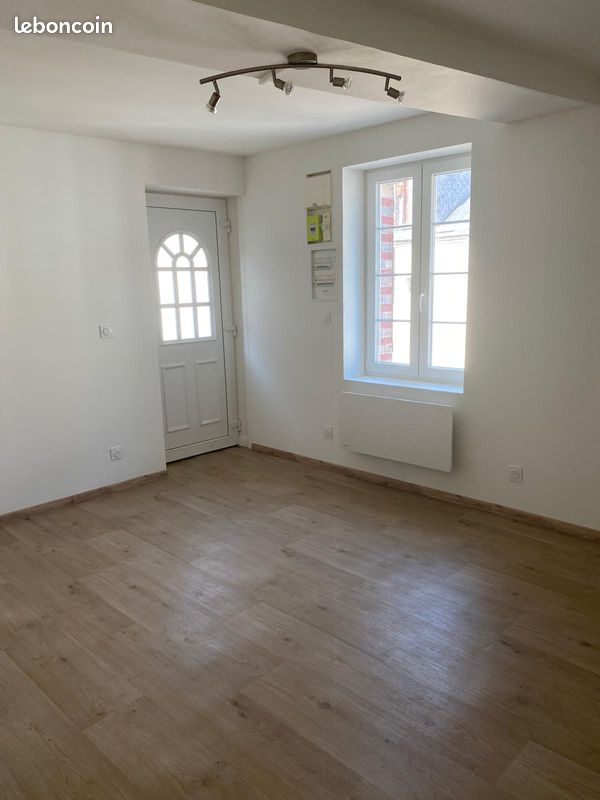 Appartement 3 pièces 35 m² · à Saint-Fargeau · 34,5 m² · 400 €/mois