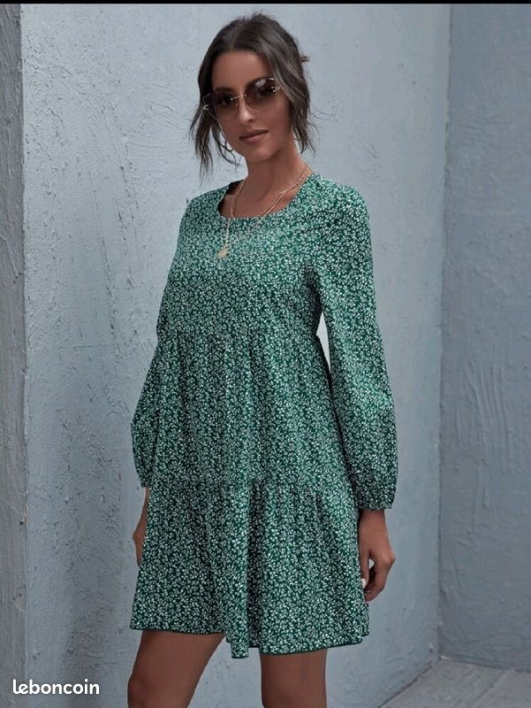Robe à imprimé floral neuve (image 1)