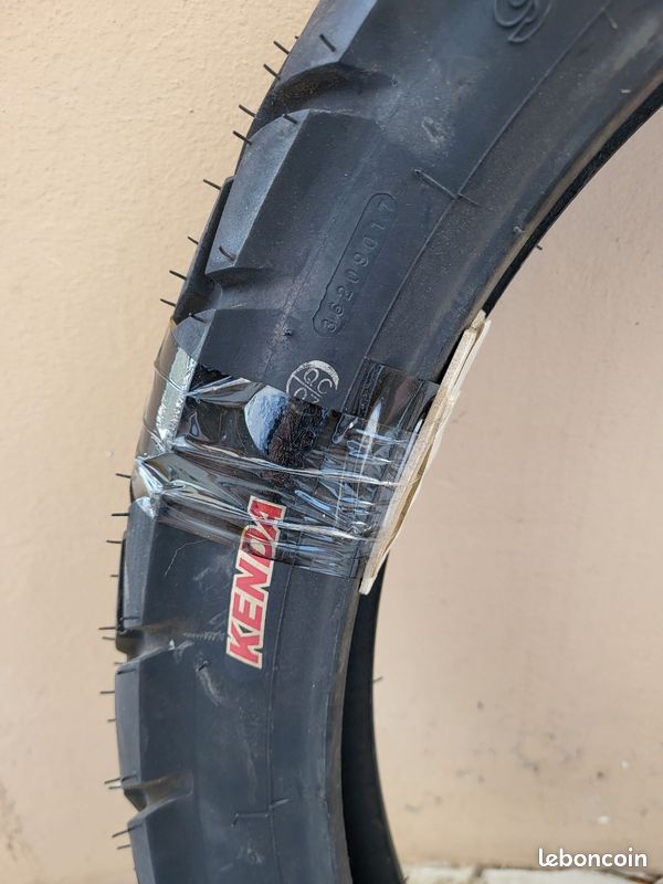 Pneus moto cross90/90/21 (image 3)