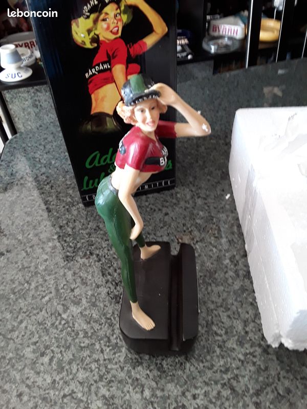 FIGURINE IGOL huile, pin up, statuette, collector, H. 20 cms, Rare EUR