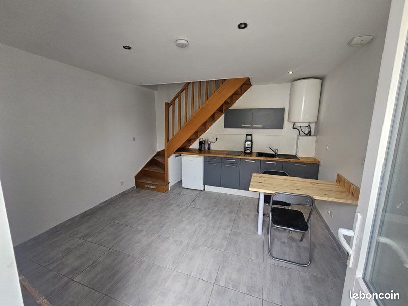 Appartement 2 pièces 30 m² · à Romilly-sur-Seine · 30 m² · 450 €