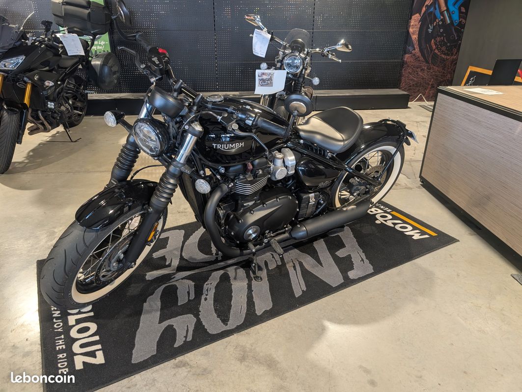 Triumph bonneville bobber 4336 km (image 1)