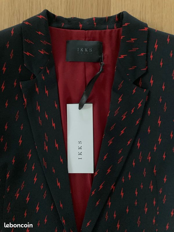 Veste de tailleur IKKS, NEUVE avec ETIQUETTE et sac cadeau IKKS à