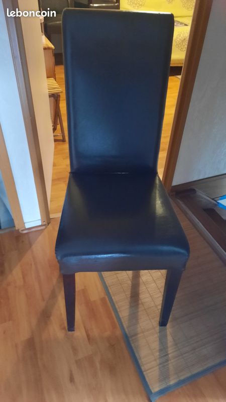 A vendre 4 chaises (image 1)