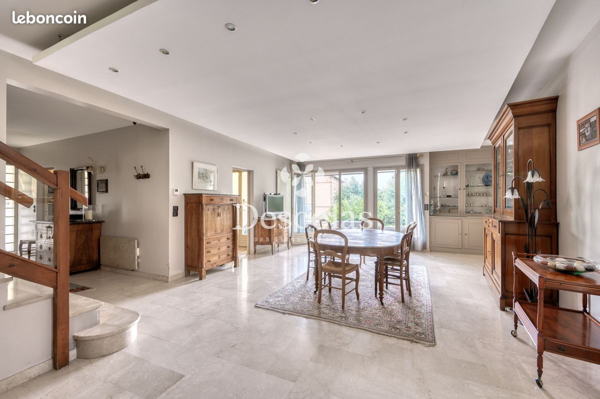 Maison 8 pièces 200 m² · à Le Pecq · 200 m² · 895 000 €
