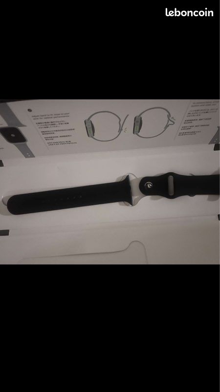 Montre Apple Watch Séries 7 (image 1)