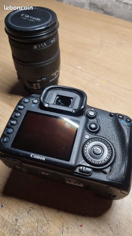 Canon EOS 7D + Sigma DC 18-200 (image 2)