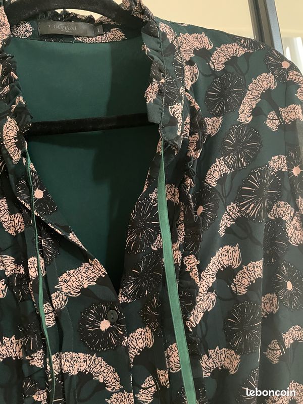 Robe (image 2)