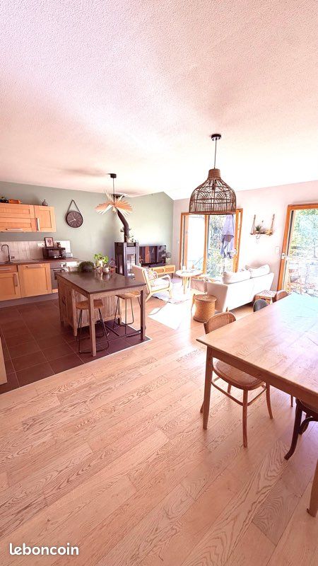 Appartement 4 pièces 100 m² · à Pontarlier · 100 m² · 1 500 €/mois