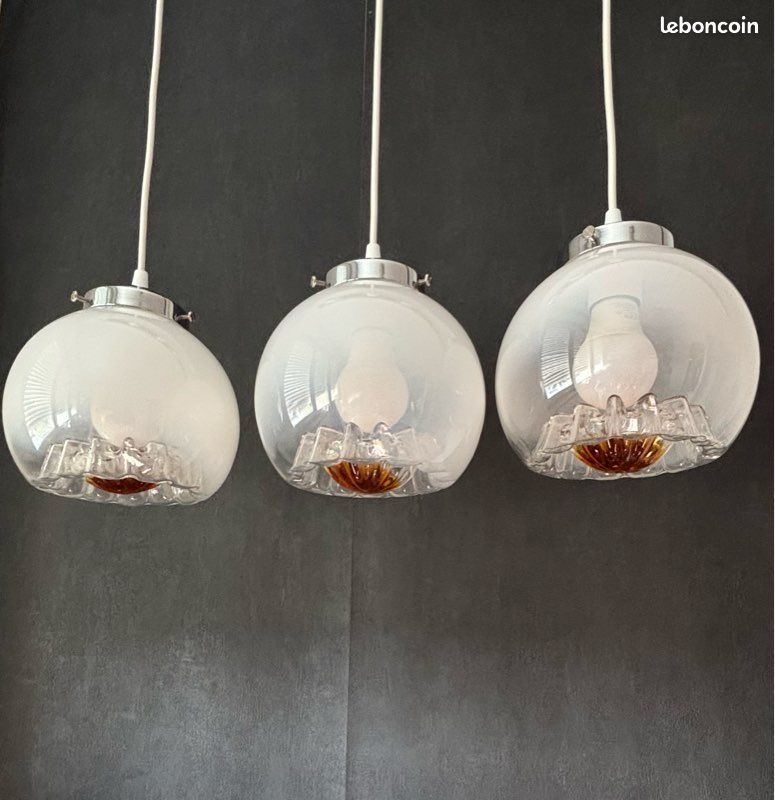 Lot de trois suspensions en verre de Murano (image 4)
