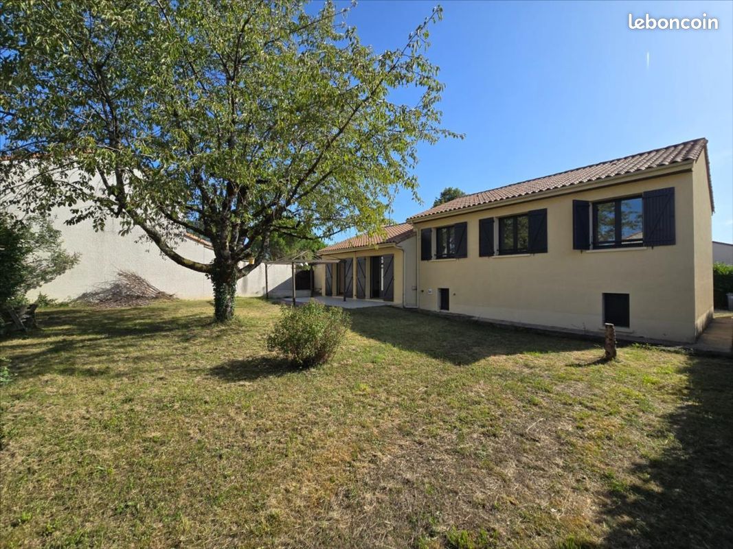 Maison 5 pièces 100 m² · à Buxerolles · 100 m² · 232 100 €