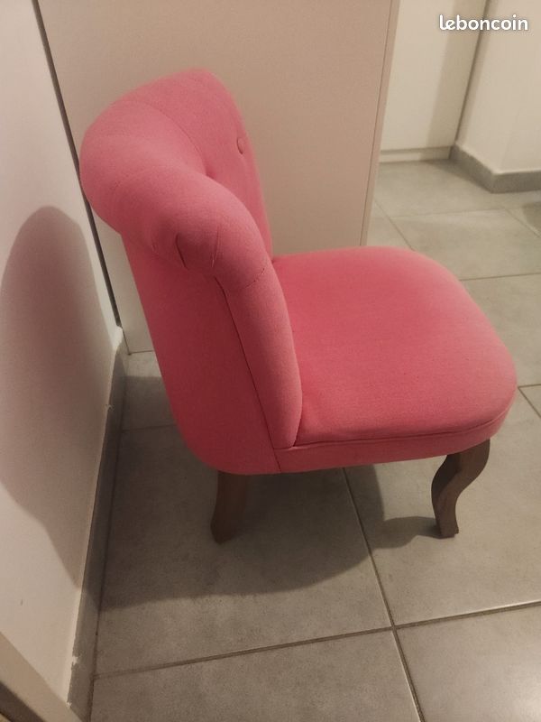 Fauteuil d’appoint rose vintage chic (image 2)