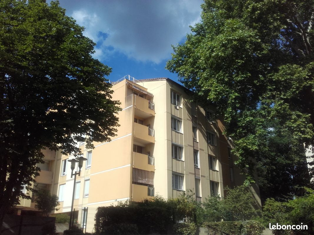 Appartement 3 pièces 71 m² · à Corbeil-Essonnes · 71 m² · 1 200 €/mois