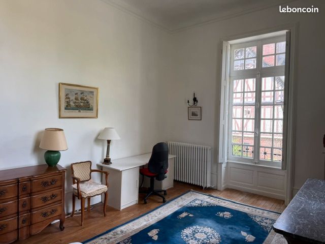 Appartement 1 pièce 30 m² · à Compiègne · 30 m² · 490 €