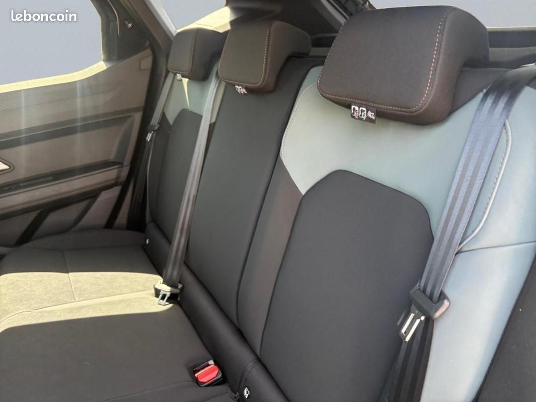 Dacia Duster Mild Hybrid 130 4x4 Journey (image 19)