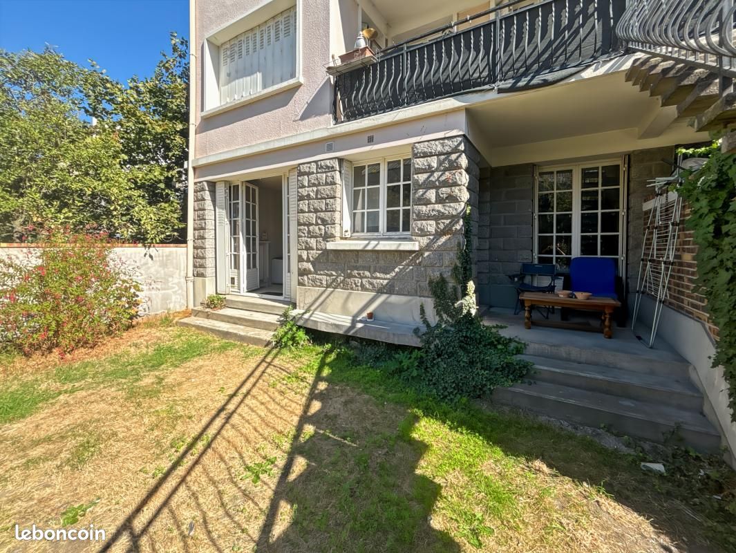 Appartement 2 pièces 43 m² · à Bondy · 43 m² · 145 000 €