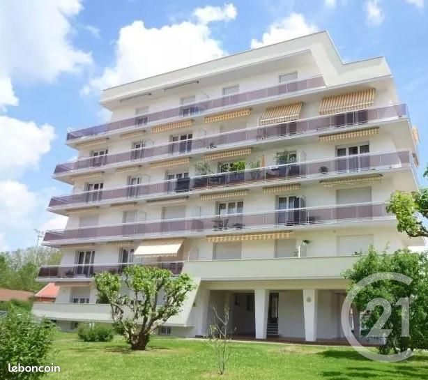 Appartement 3 pièces 71 m² · à Vichy · 71 m² · 870 €