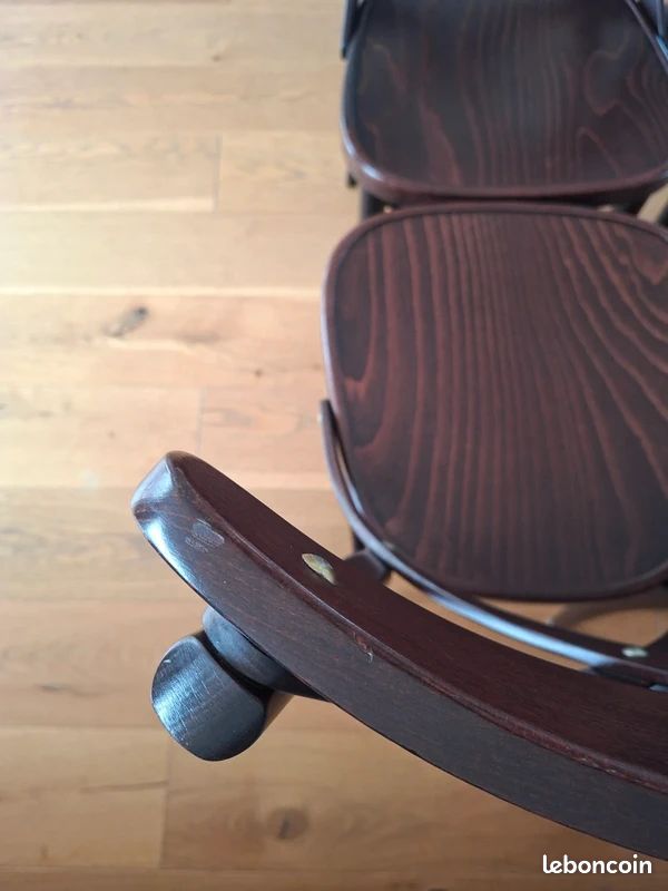 Chaises style "bistrot en bois courbé en bois massif noyer" (image 15)