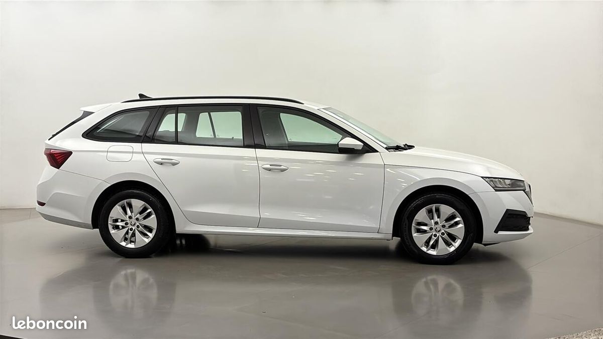 Skoda Octavia COMBI 2.0 TDI 150 DSG7 Business TVU (image 4)