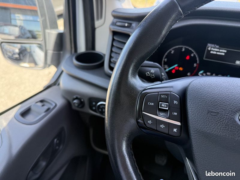 Ford TRANSIT 2T FG T310 L3H2 2.0 ECOBLUE 130CH S&S AMBIENTE (image 18)