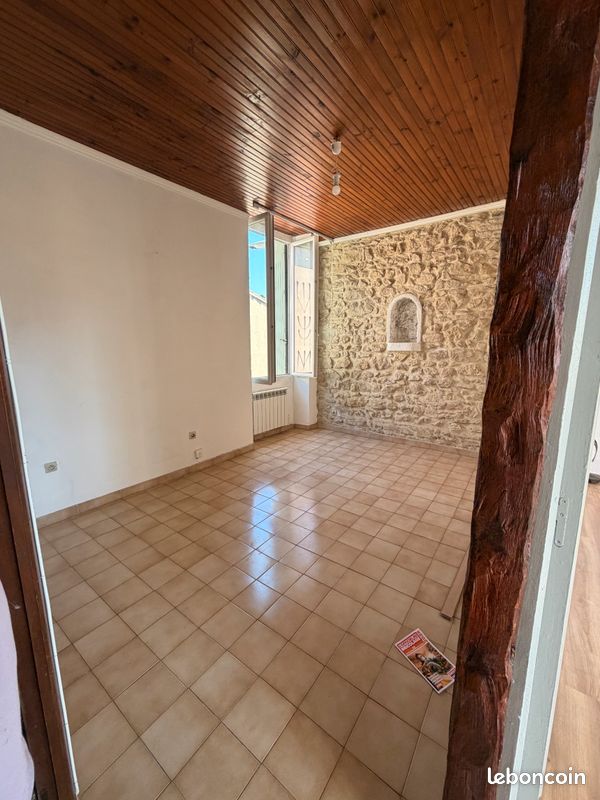 Appartement 2 pièces 30 m² · à Nîmes · 30 m² · 490 €