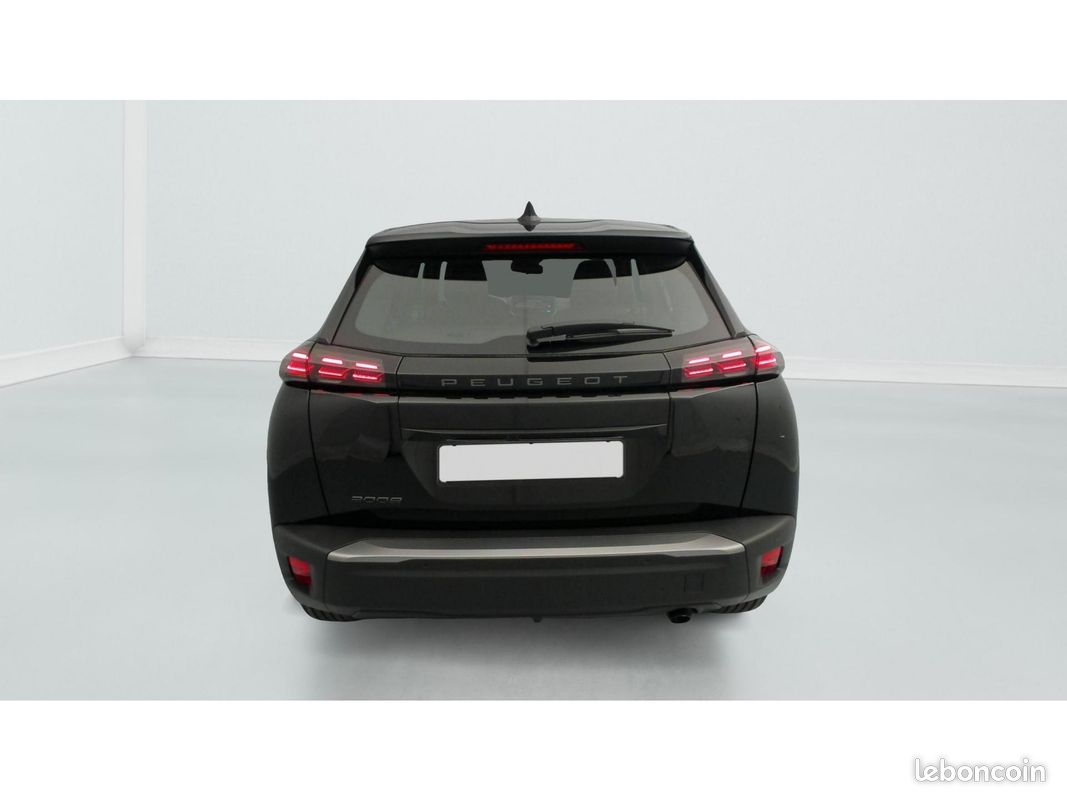 PEUGEOT 2008 1.2 PureTech 100 Style à -34% (image 4)