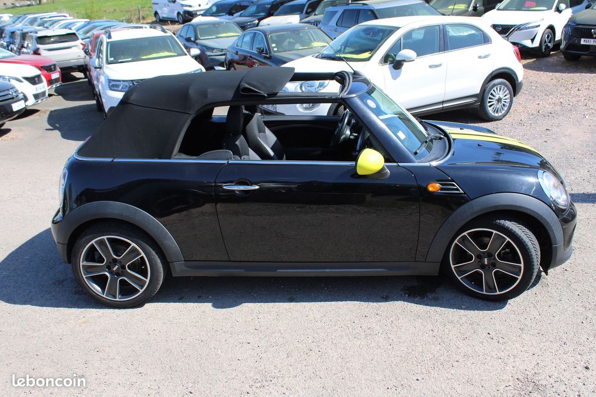 Mini CABRIO ONE CABRIOLET 1L6 ESSENCE 98 CV GPS TACTILE CLIM AUDIO JA 17 RADAR CAPOTE ELECT (image 2)