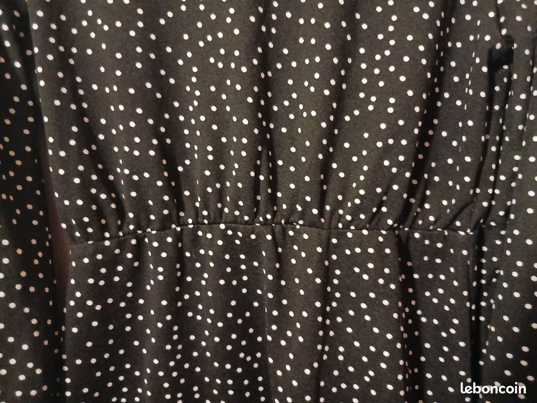 Robe (image 2)