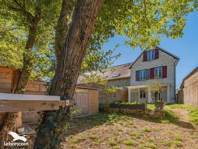 Maison 5 pièces 108 m² · à Laroin · 108 m² · 213 000 €