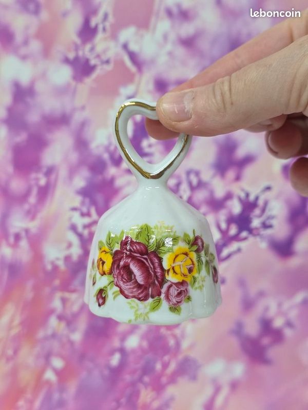 Mini Cloche En Porcelaine – Clochette De Table Vintage, Bon état